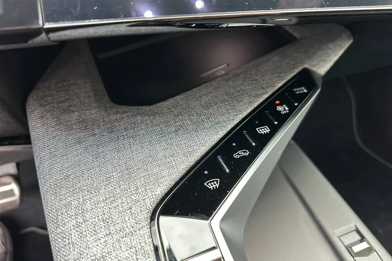 Image secondaire du véhicule 24