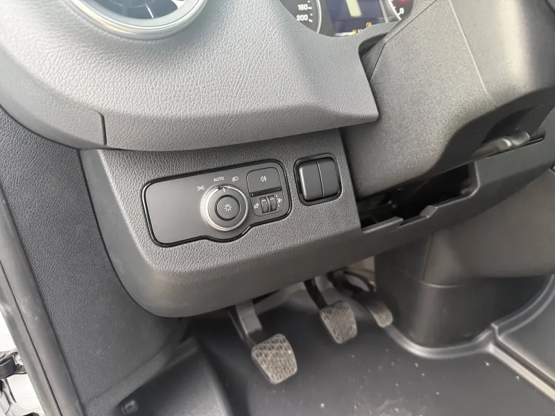 Image secondaire du véhicule 19