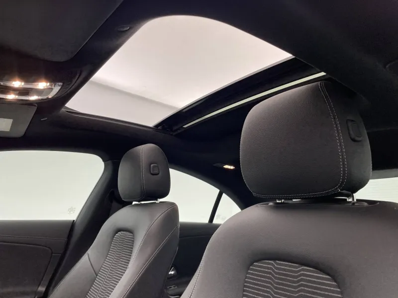 Image secondaire du véhicule 32