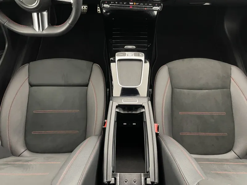 Image secondaire du véhicule 27