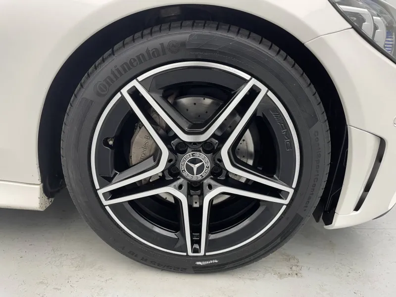 Image secondaire du véhicule 14