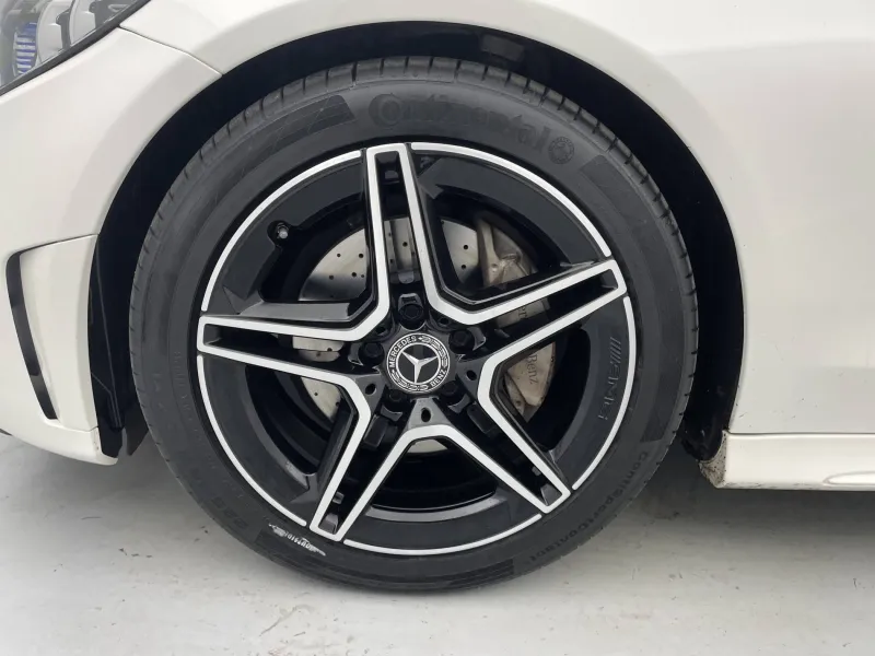 Image secondaire du véhicule 19