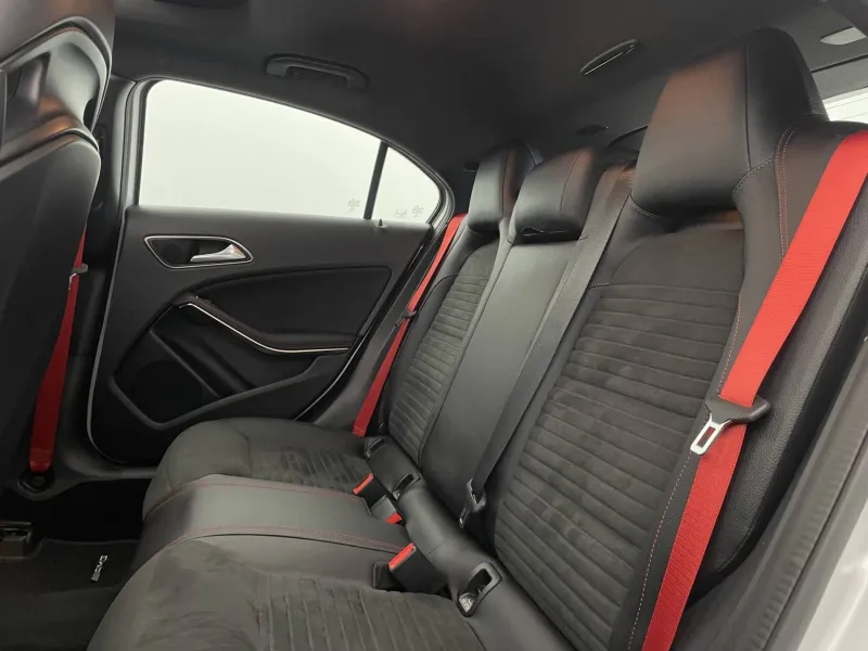 Image secondaire du véhicule 17