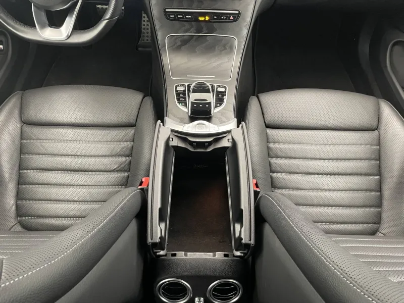 Image secondaire du véhicule 32