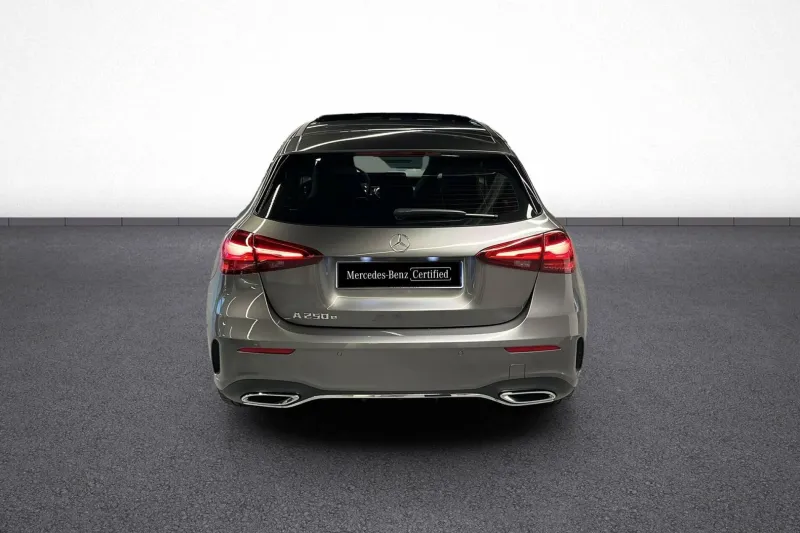 Image secondaire du véhicule 6