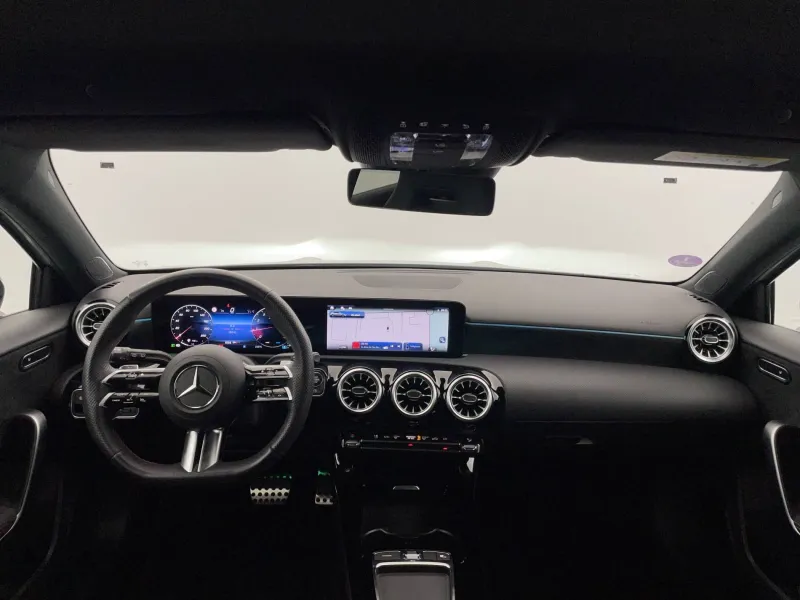 Image secondaire du véhicule 26