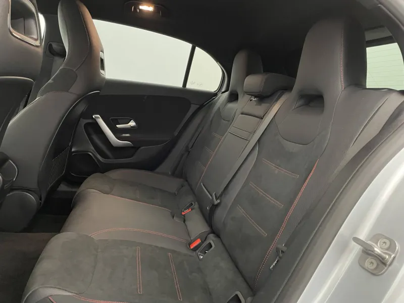 Image secondaire du véhicule 17