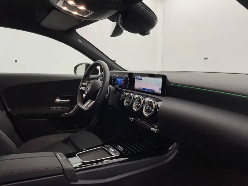 Image secondaire du véhicule 27