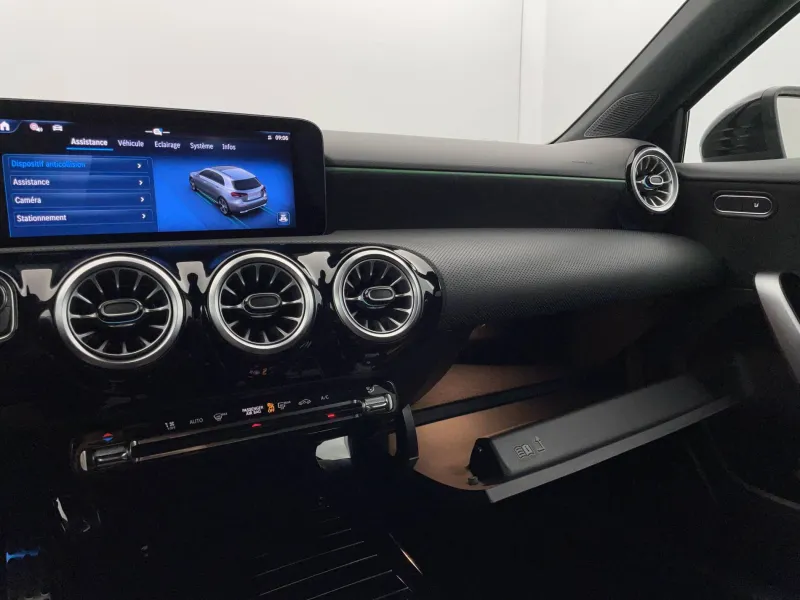 Image secondaire du véhicule 30