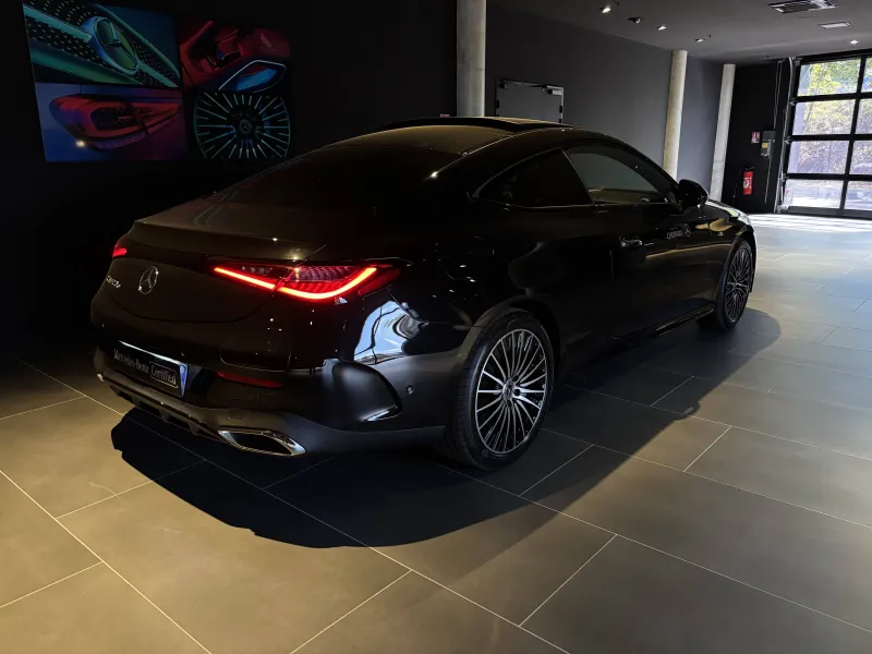 Image secondaire du véhicule 3