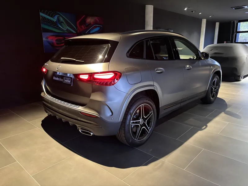 Image secondaire du véhicule 3