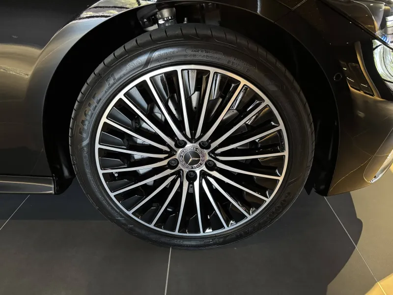 Image secondaire du véhicule 19