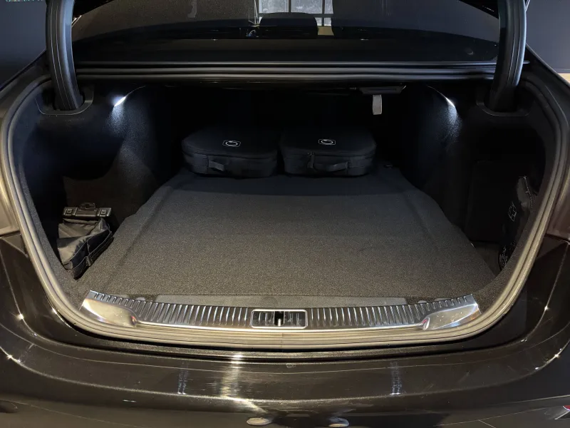 Image secondaire du véhicule 23