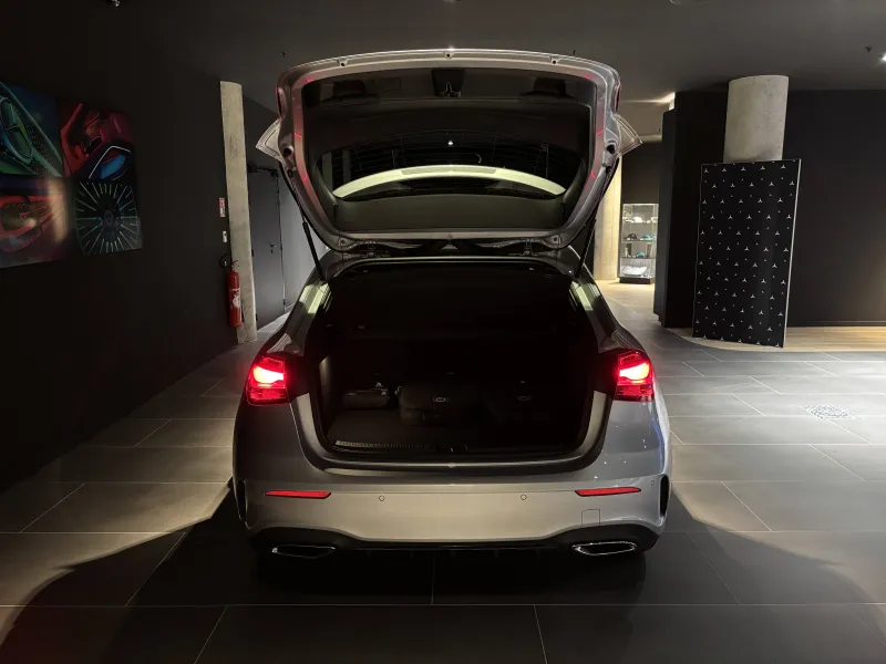 Image secondaire du véhicule 19