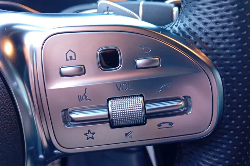 Image secondaire du véhicule 23