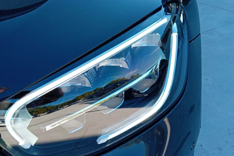 Image secondaire du véhicule 30