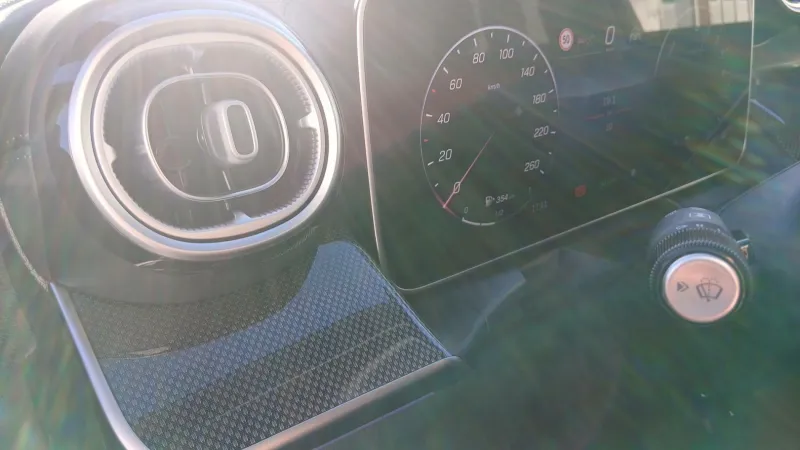 Image secondaire du véhicule 40