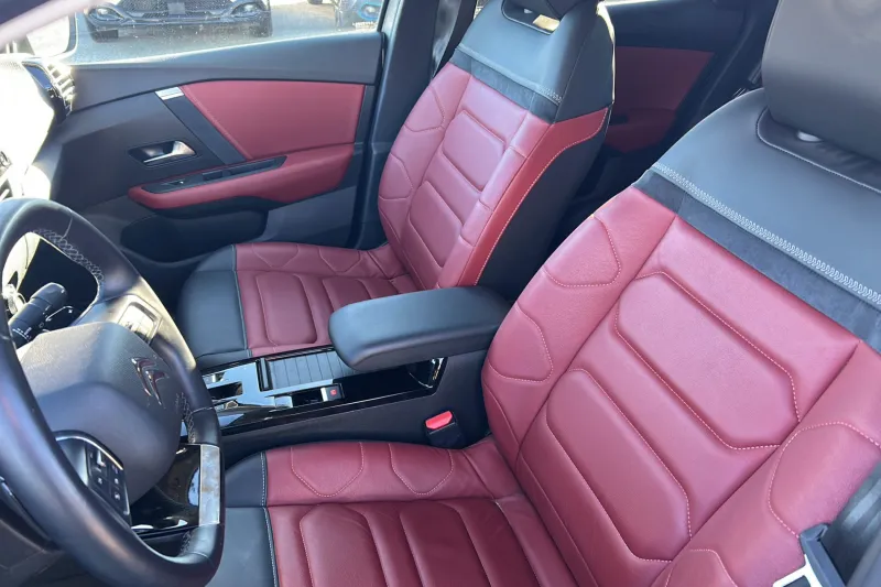 Image secondaire du véhicule 11