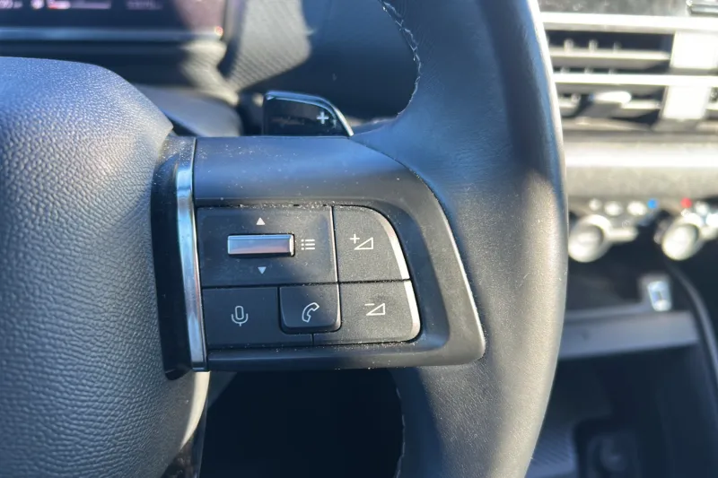 Image secondaire du véhicule 19