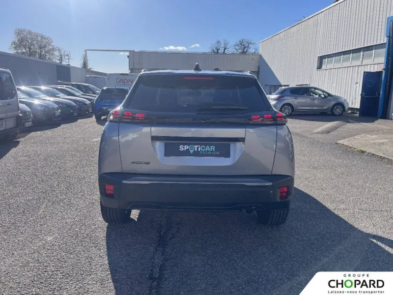 Image secondaire du véhicule 6