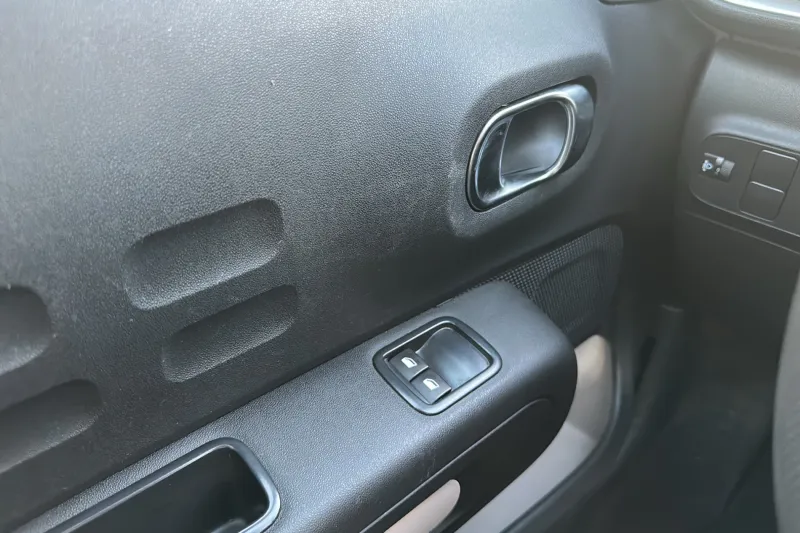 Image secondaire du véhicule 21