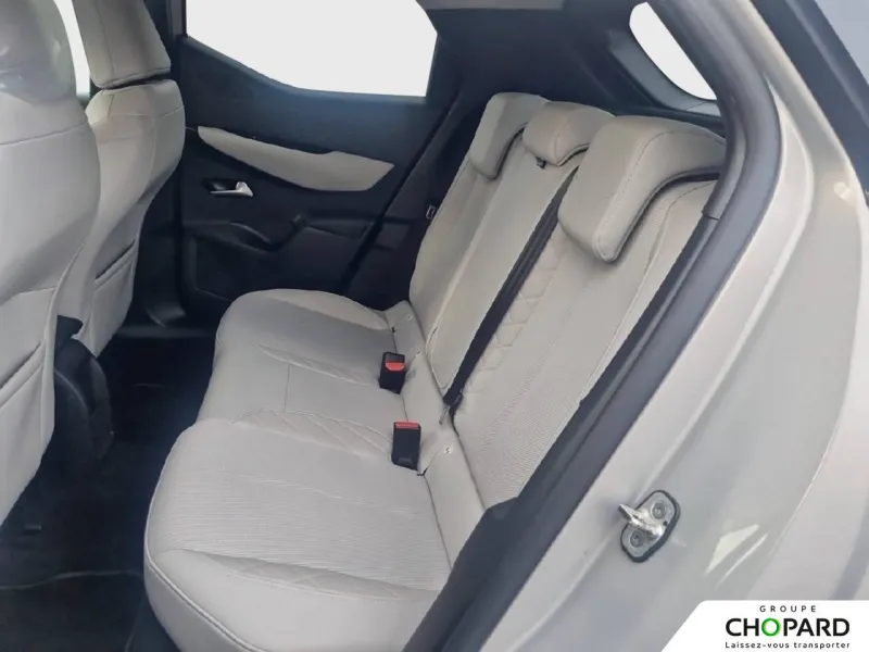 Image secondaire du véhicule 12