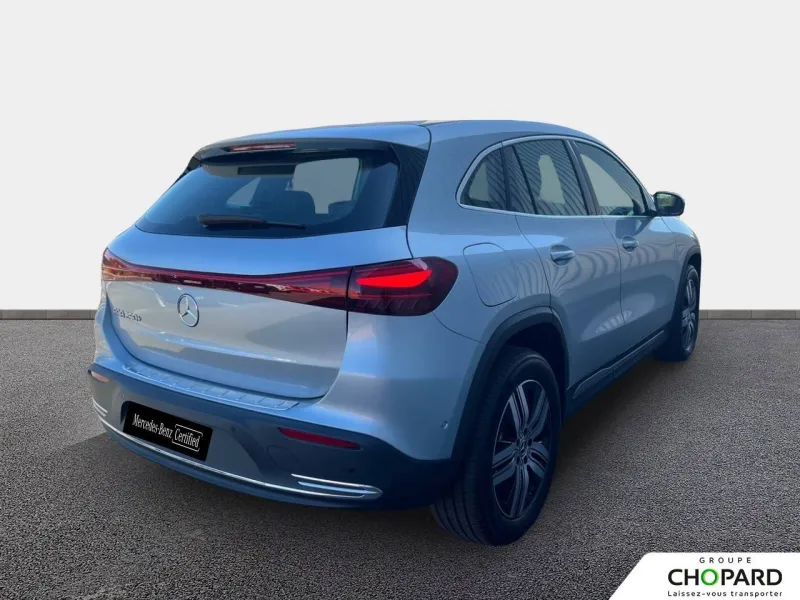 Image secondaire du véhicule 4