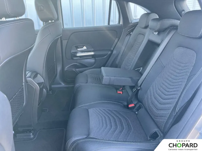 Image secondaire du véhicule 19