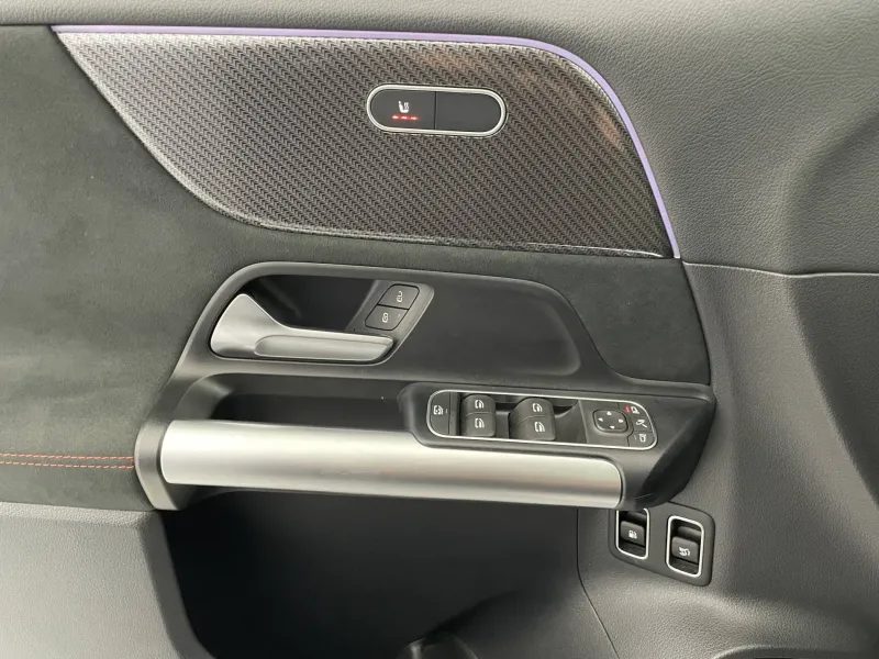 Image secondaire du véhicule 27