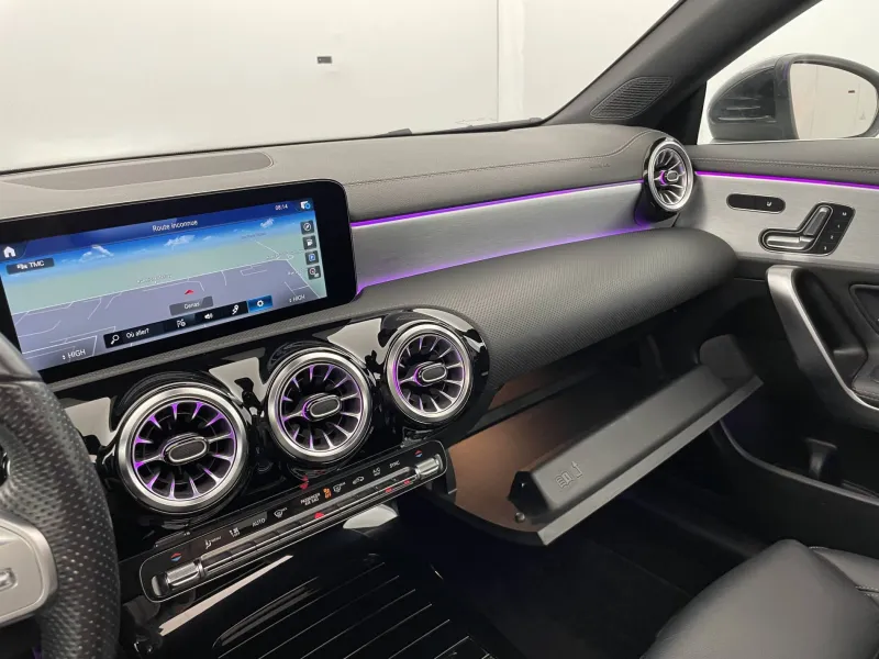 Image secondaire du véhicule 33