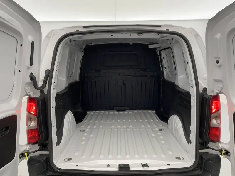 Image secondaire du véhicule 14