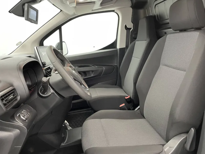 Image secondaire du véhicule 15