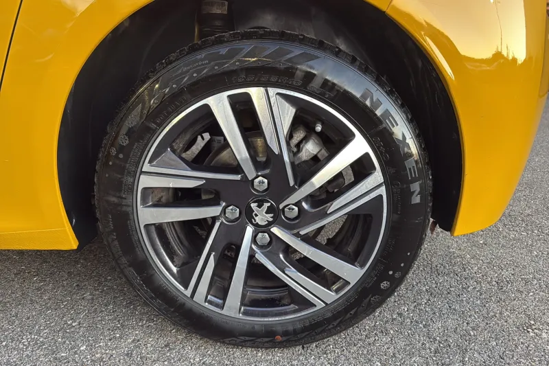 Image secondaire du véhicule 11