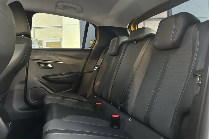 Image secondaire du véhicule 16