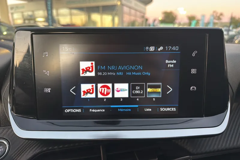 Image secondaire du véhicule 22