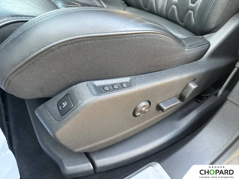 Image secondaire du véhicule 19