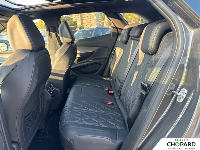 Image secondaire du véhicule 22