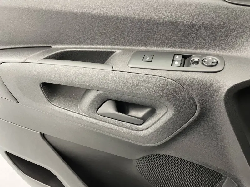 Image secondaire du véhicule 25