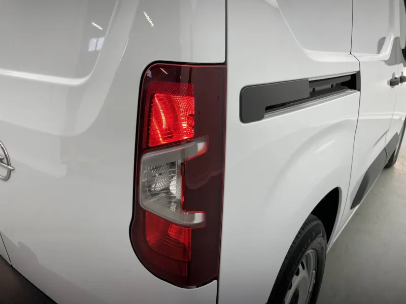 Image secondaire du véhicule 28