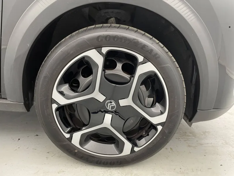 Image secondaire du véhicule 19