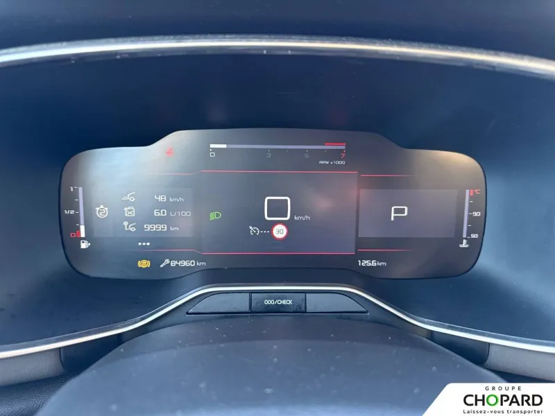 Image secondaire du véhicule 22