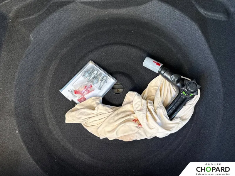 Image secondaire du véhicule 24