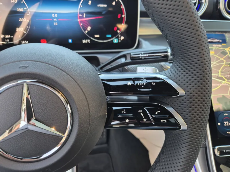 Image secondaire du véhicule 18