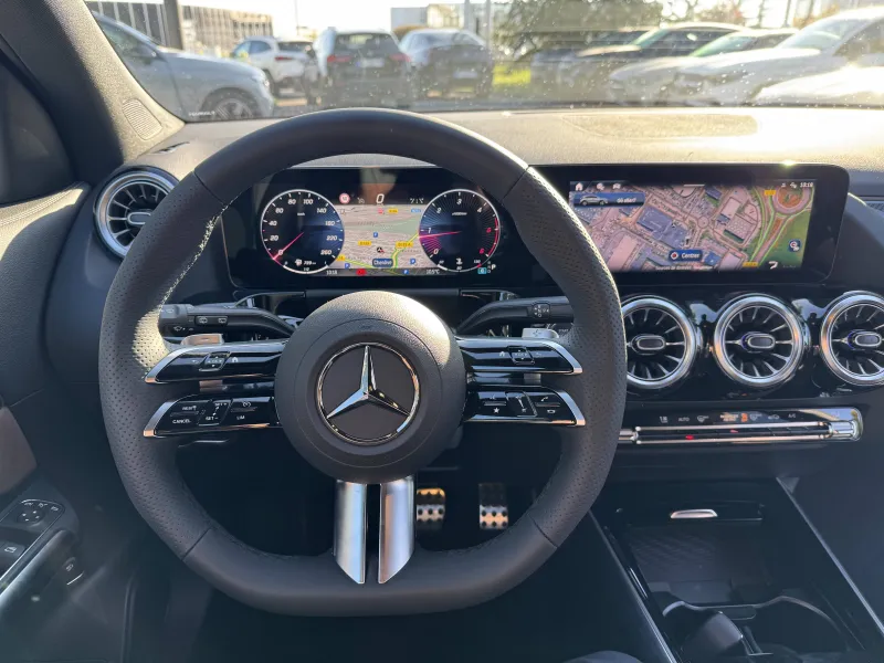 Image secondaire du véhicule 14