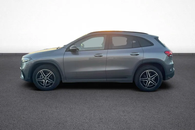 Image secondaire du véhicule 4