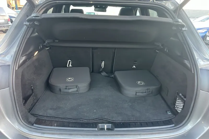 Image secondaire du véhicule 10