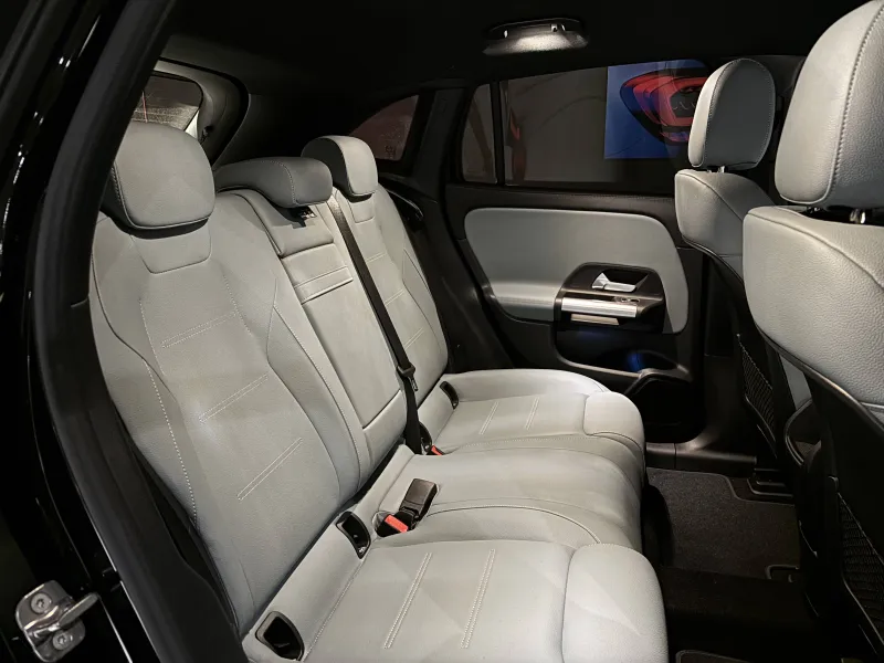 Image secondaire du véhicule 5