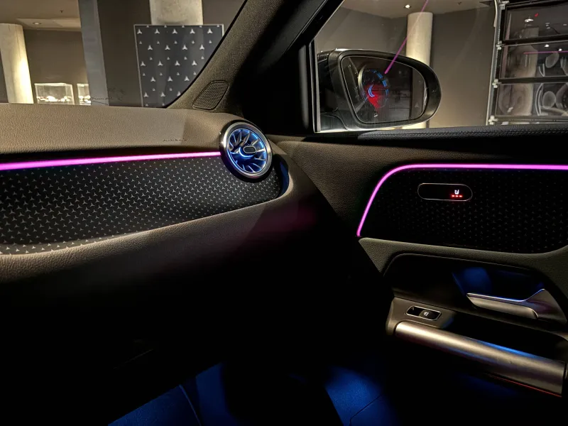 Image secondaire du véhicule 14