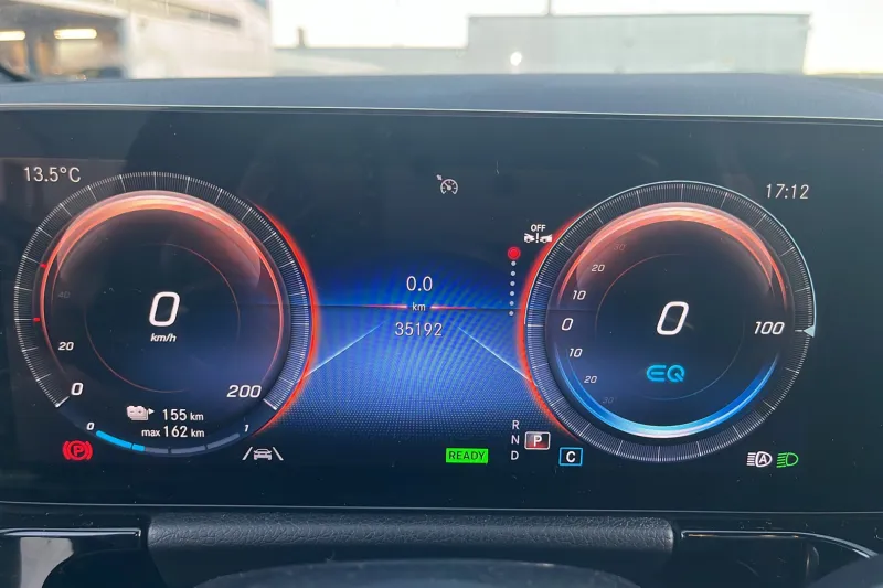 Image secondaire du véhicule 24