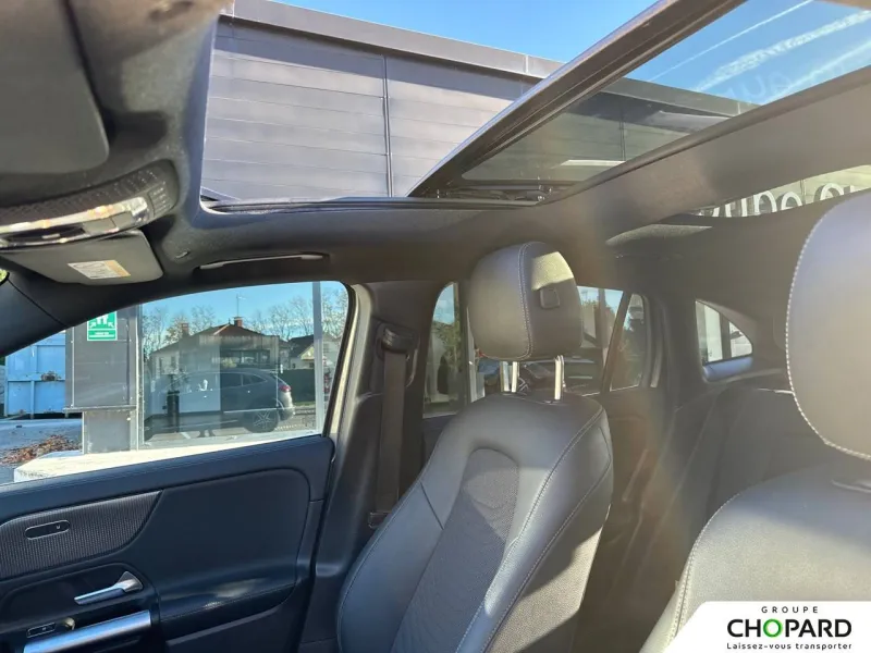 Image secondaire du véhicule 22